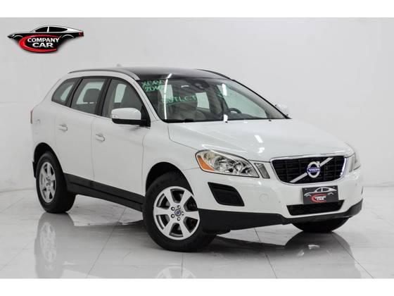 VOLVO XC60 2.0 T5 COMFORT FWD TURBO GASOLINA 4P AUTOMÁTICO
